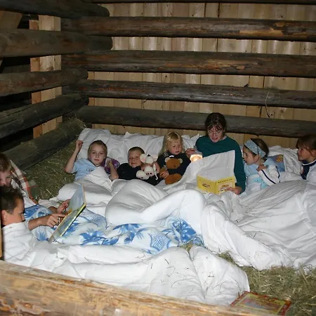 Farm stay Landhaus Raich *