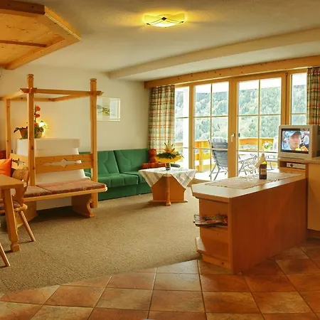 Landhaus Raich Farm stay Jerzens