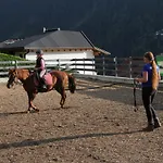 Raich Фермерский дом Йерценс
